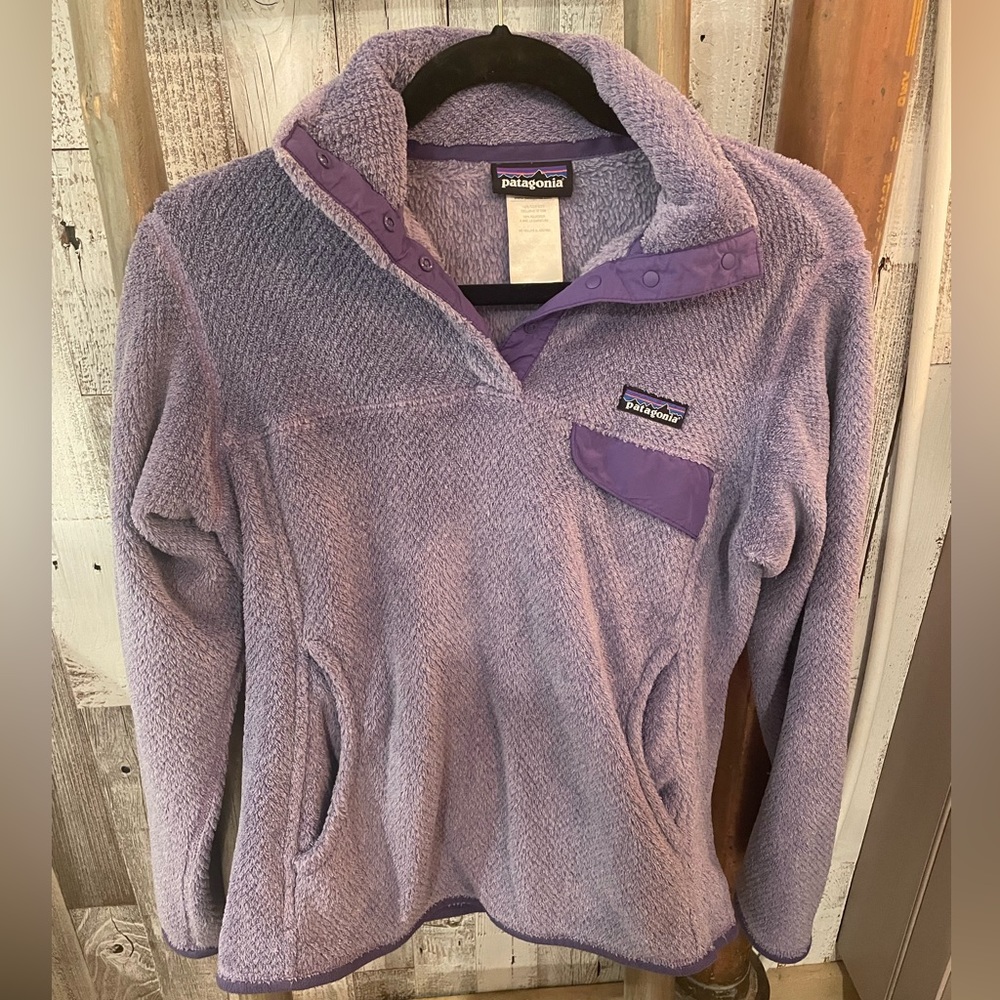 Patagonia Retool snap-t in lavender- really great condition